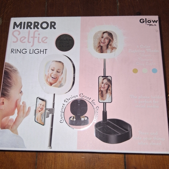 glow by gabba goods Other - *bogo* Glow Selfie Ring Light with Mirror